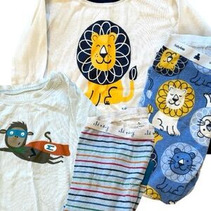2 Pajama Sets with Lion and Monkey Prints
